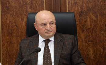 Գյումրու քաղաքապետ Վարդան Ղուկասյանի մեքենան խախտել է երթևեկության կանոնները. կազմվել է արձանագրություն. ՆԳՆ